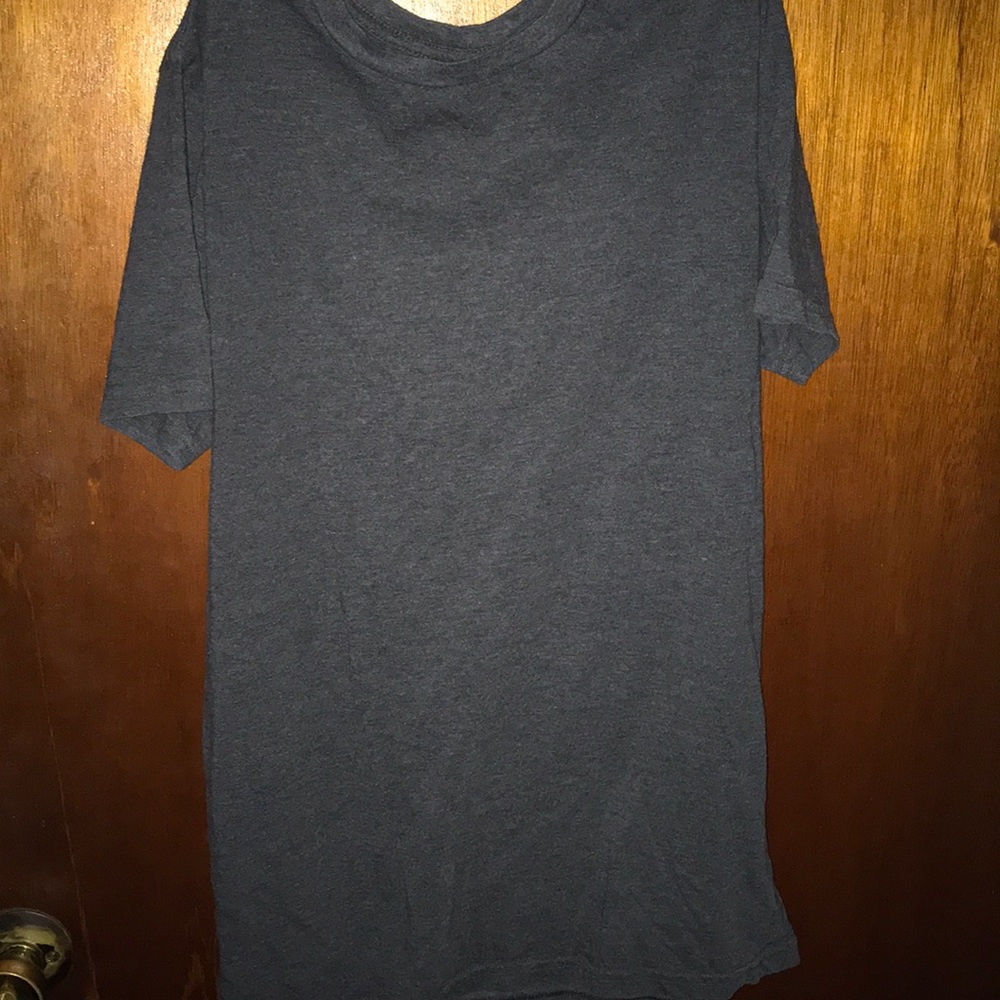 Mossimo gray shirt